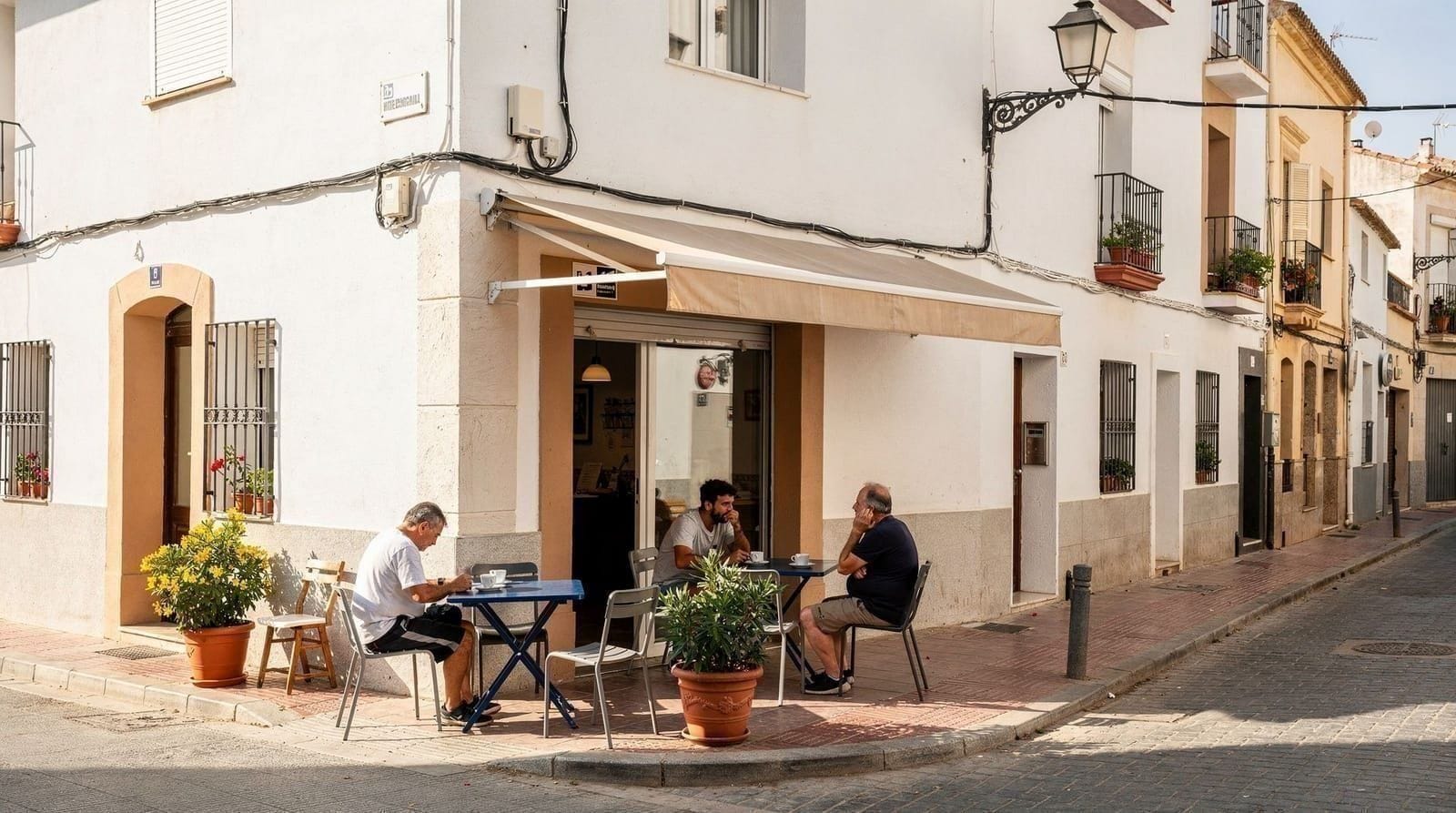 Benimaclet guide: Valencia's student village neighborhood — Honest guide to Benimaclet, Valencia's university village absorbed by the city: 