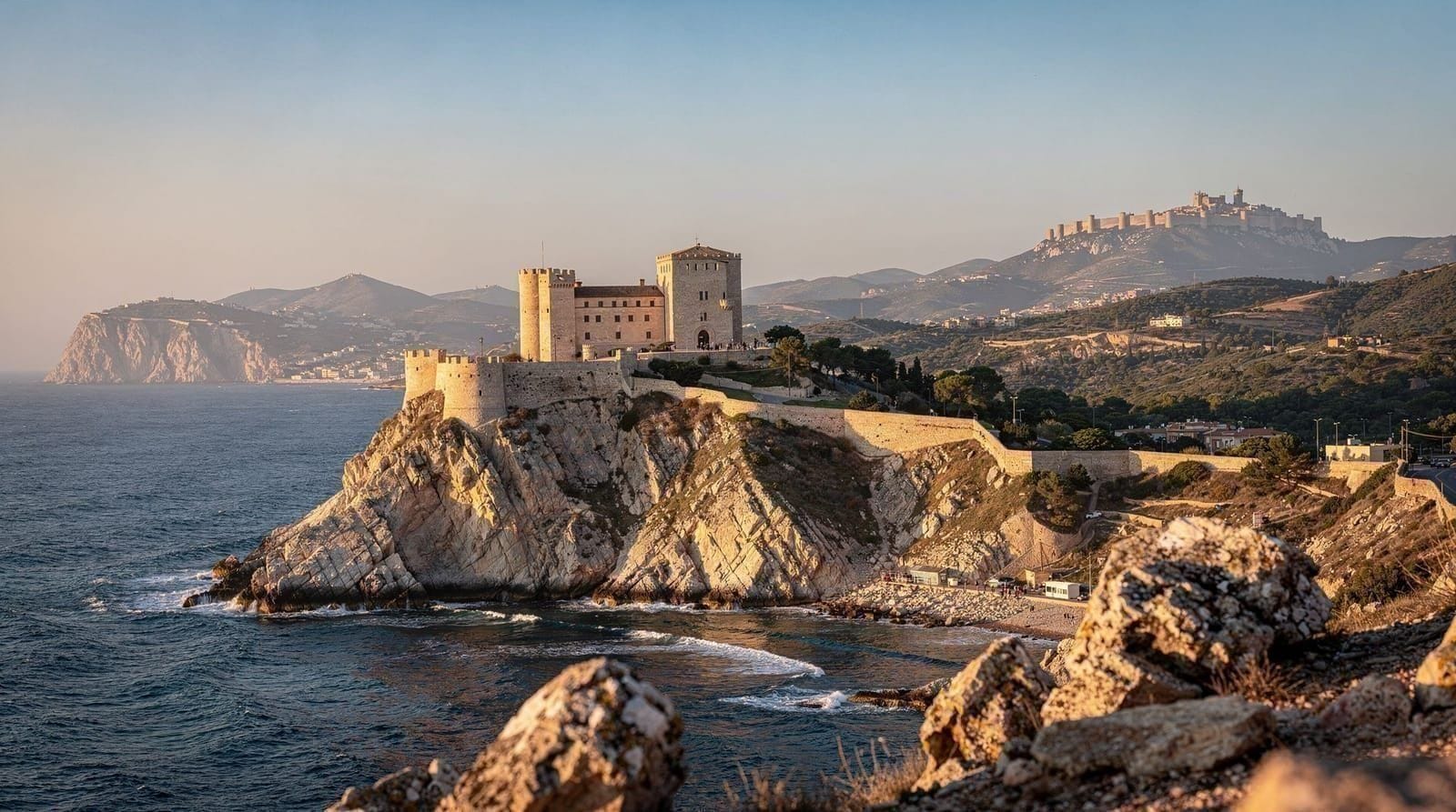 Peñíscola and Morella road trip — the medieval north in one day — 1 days — moderate — mid-range