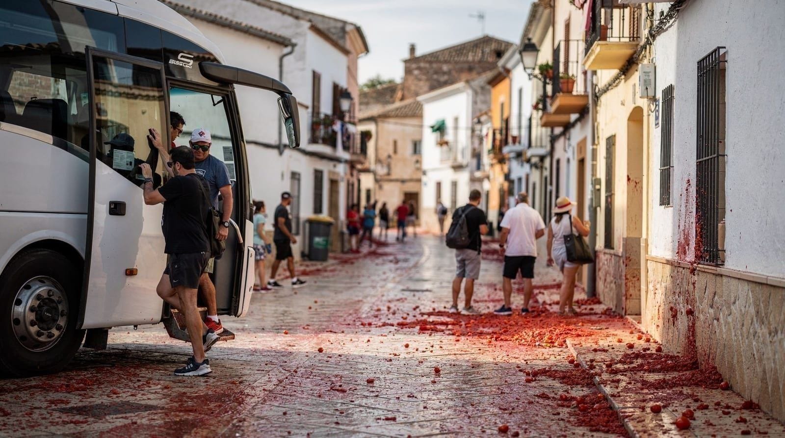 La Tomatina tour from Valencia: what to know before you book — Honest La Tomatina 2026 tour review from Valencia. What's included, real prices,