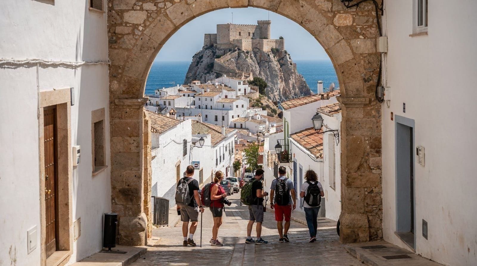 Peñíscola day trip from Valencia: guided tour review — Honest review of Peñíscola day trip tours from Valencia. What's included, the Ga